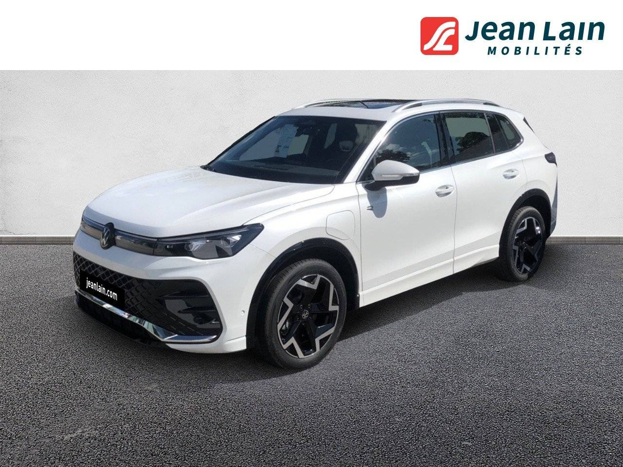Vente en ligne VOLKSWAGEN TIGUAN Tiguan 1.5 eHybrid 204ch DSG6 R-Line Edition de 2025 au prix de 56 990 €