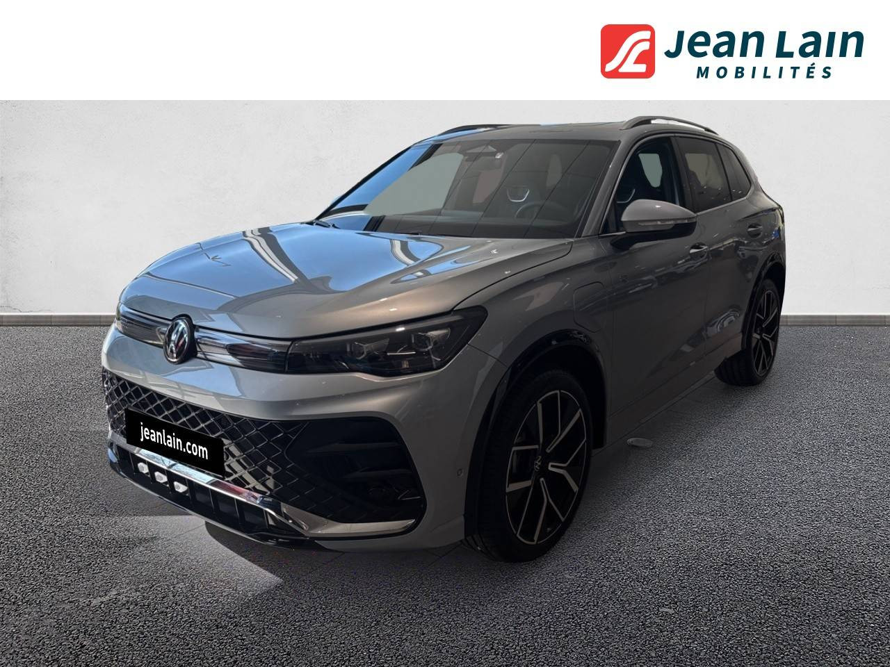 Vente en ligne VOLKSWAGEN TIGUAN Tiguan 1.5 eHybrid 272ch DSG6 R-Line Edition de 2025 au prix de 54 200 €