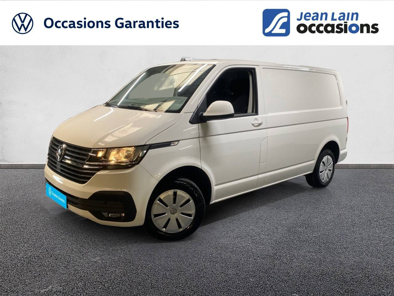 Vente en ligne VOLKSWAGEN TRANSPORTER 6.1 VAN TRANSPORTER 6.1 VAN L1H1 2.0 TDI 150 DSG7 BUSINESS PLUS de 2024 au prix de 37 790 €