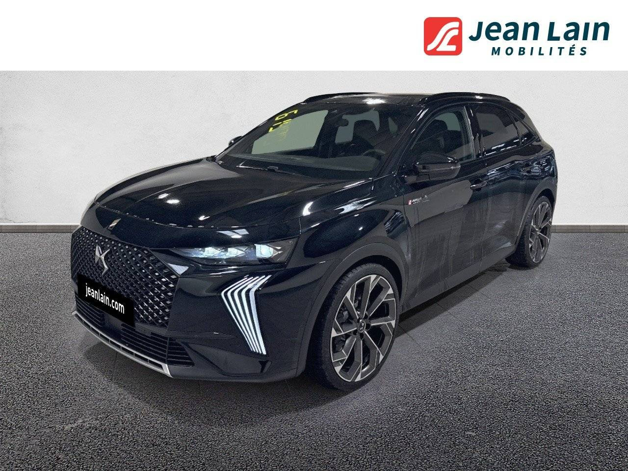 Vente en ligne DS DS 7 DS 7 Hybride Rechargeable E-Tense 360 EAT8 4x4 Rivoli de 2025 au prix de 61 990 €