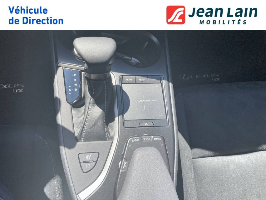 LEXUS UX MY22 UX 250h 2WD Premium Edition 16/08/2022
                                                     en vente à Seyssinet-Pariset - Image n°13