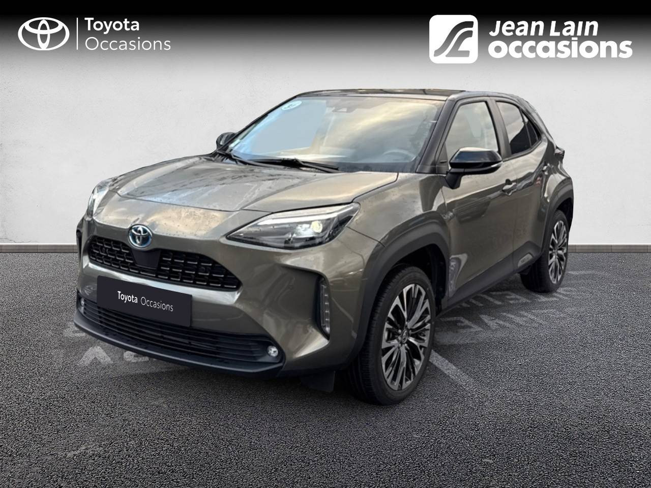Vente en ligne TOYOTA YARIS CROSS HYBRIDE Yaris Cross Hybride 116h 2WD Collection de 2022 au prix de 24 390 €