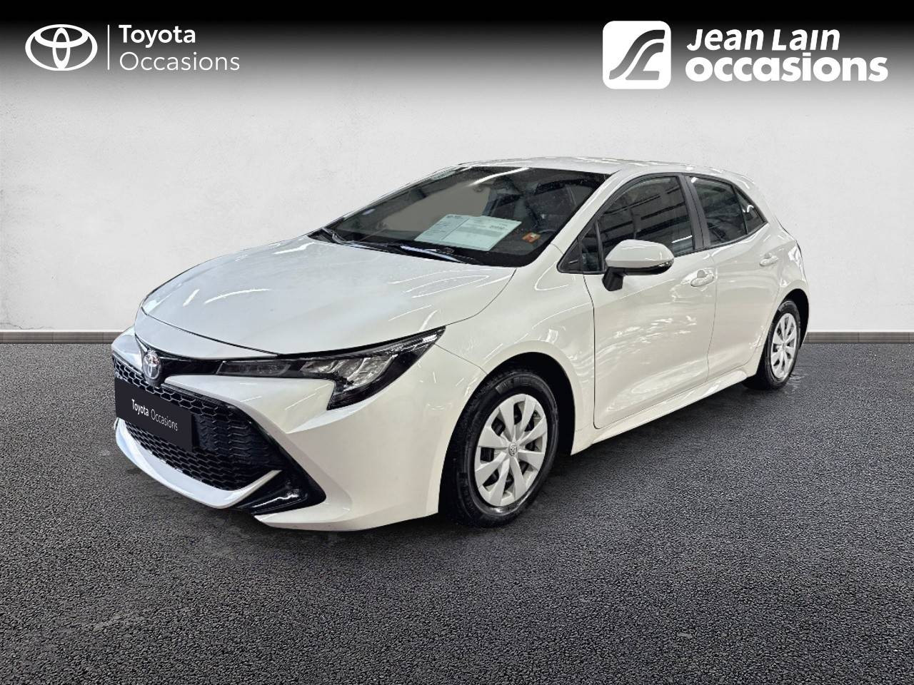 Vente en ligne TOYOTA COROLLA HYBRIDE MY22 Corolla Hybride 122h Active de 2023 au prix de 20 590 €