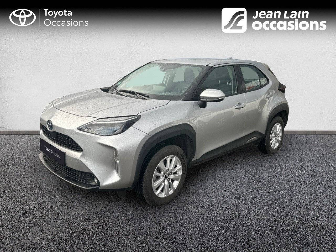 Vente en ligne TOYOTA YARIS CROSS HYBRIDE Yaris Cross Hybride 116h AWD-i Dynamic Business de 2023 au prix de 22 890 €