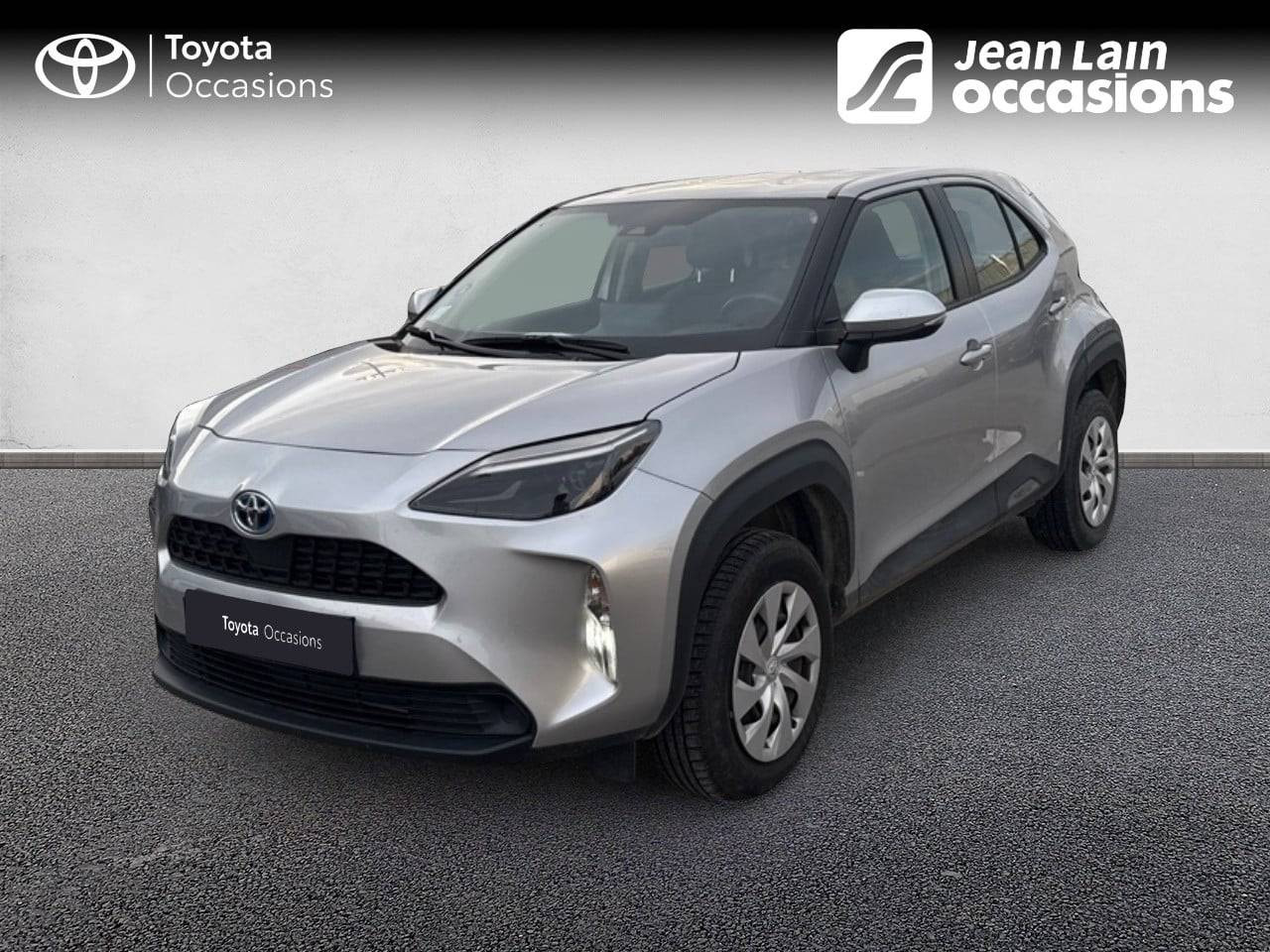 Vente en ligne TOYOTA YARIS CROSS HYBRIDE Yaris Cross Hybride 116h 2WD Dynamic de 2023 au prix de 21 900 €