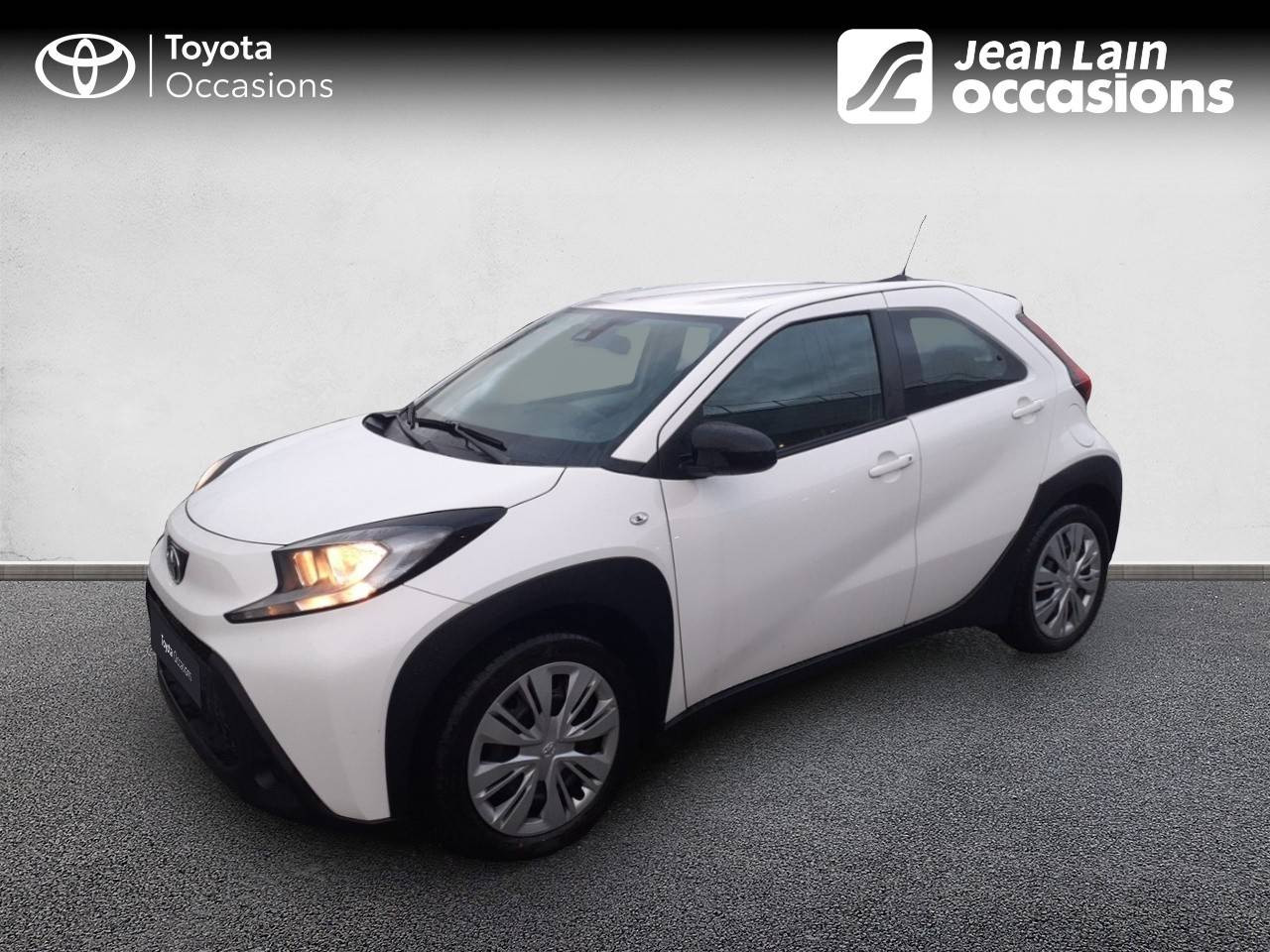 Vente en ligne TOYOTA AYGO X Aygo X 1.0 VVT-i 72 Dynamic de 2023 au prix de 15 590 €