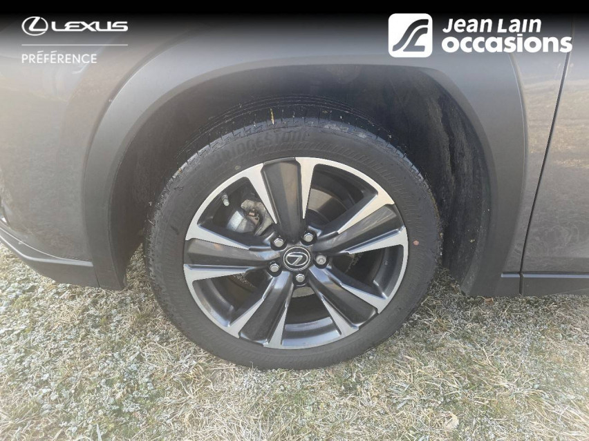 LEXUS UX MY21 UX 250h 2WD Premium Edition 30/12/2021
                                                     en vente à Annonay - Image n°9