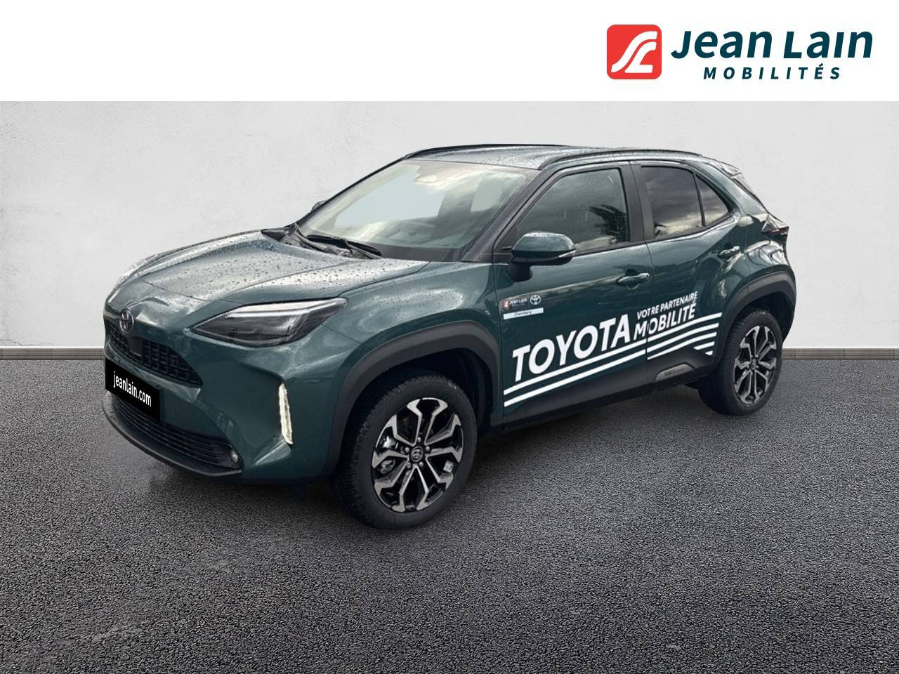 Vente en ligne TOYOTA YARIS CROSS HYBRIDE Yaris Cross Hybride 130h 2WD Design de 2026 au prix de 29 490 €