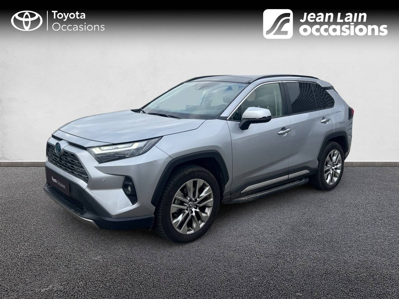 Vente en ligne TOYOTA RAV4 HYBRIDE MY23 RAV4 Hybride 218 ch 2WD Lounge de 2023 au prix de 39 890 €