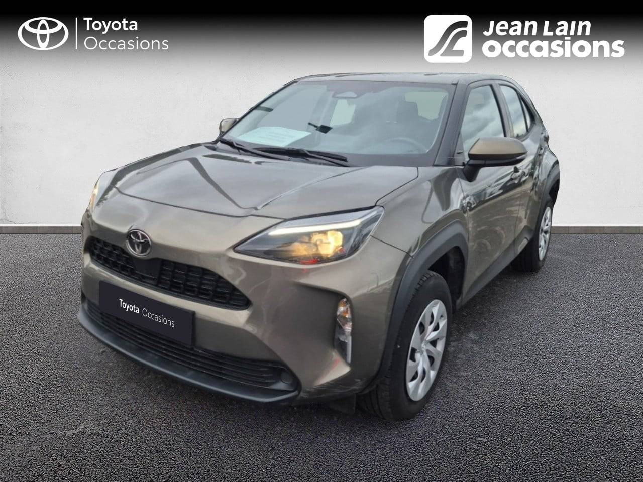Vente en ligne TOYOTA YARIS CROSS HYBRIDE Yaris Cross Hybride 116h 2WD Dynamic de 2024 au prix de 23 090 €