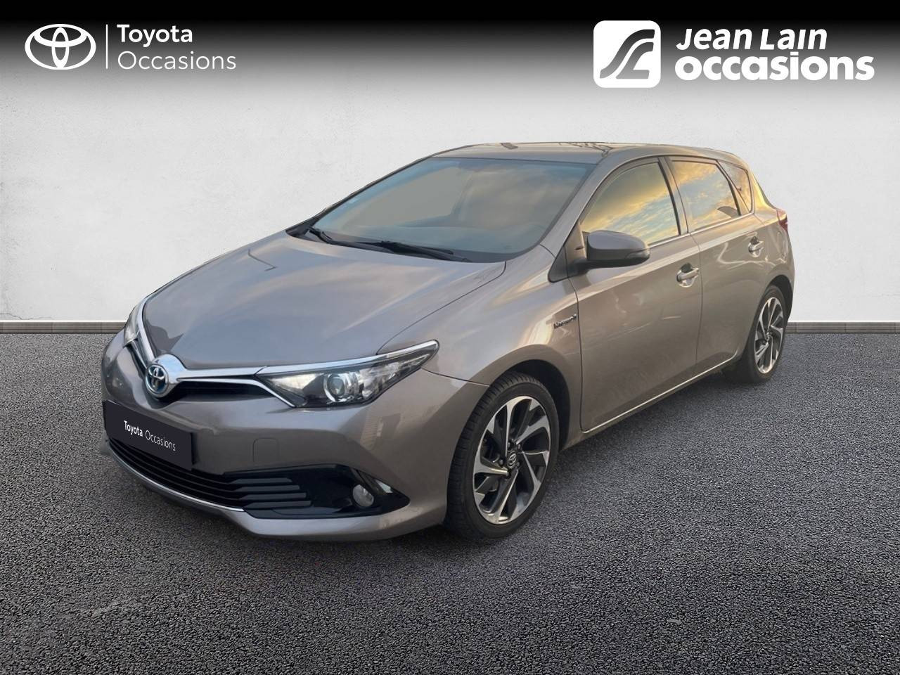 Vente en ligne TOYOTA AURIS MY17 Auris Hybride 136h Design de 2016 au prix de 14 200 €
