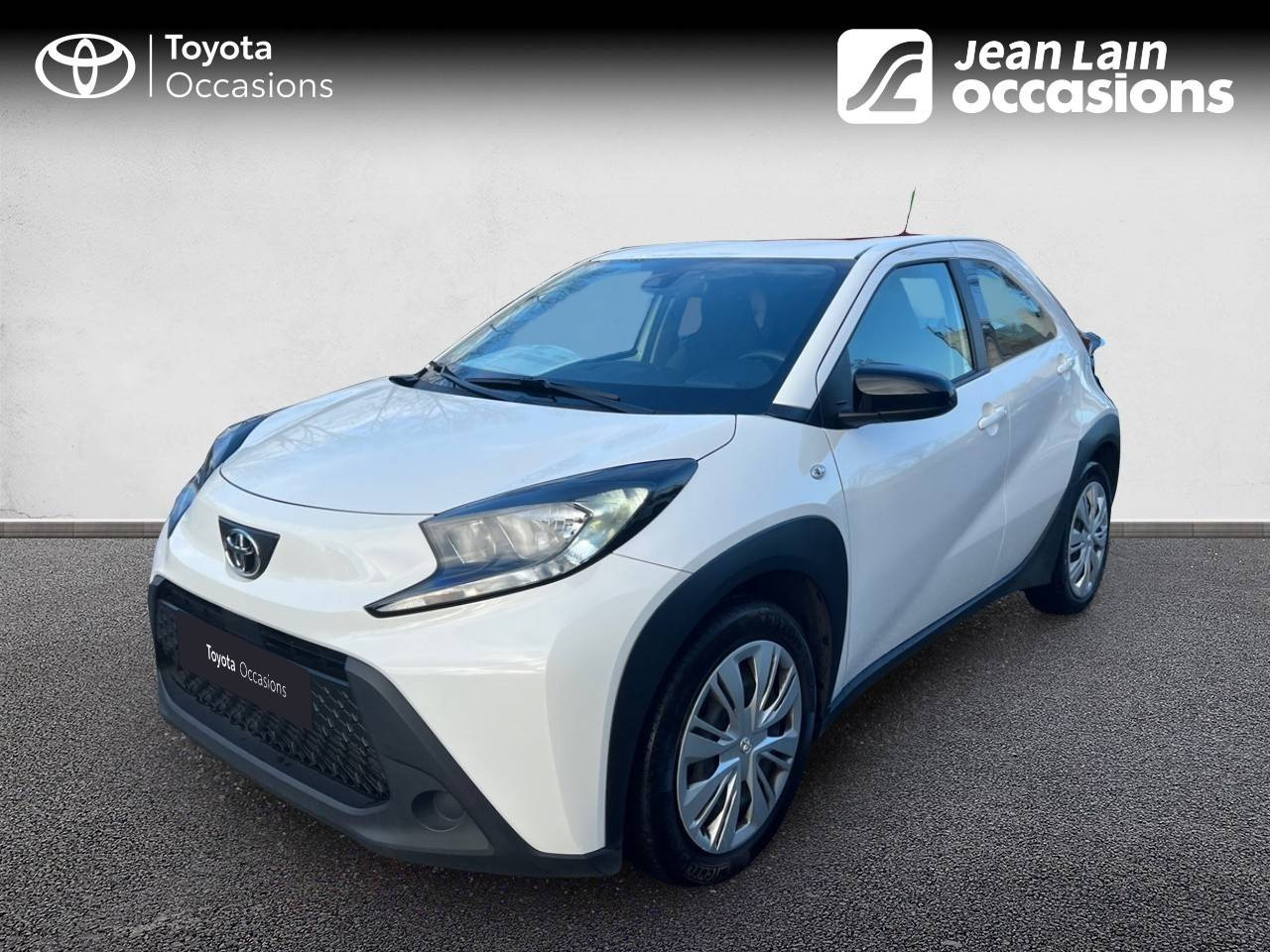 Vente en ligne TOYOTA AYGO X Aygo X 1.0 VVT-i 72 Dynamic de 2023 au prix de 13 190 €