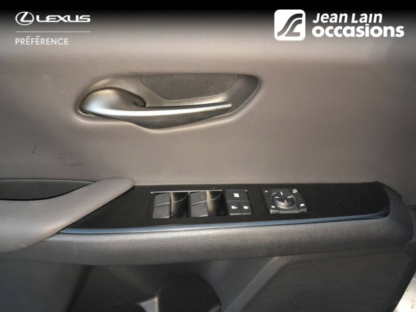LEXUS UX MY21 UX 250h 2WD Premium Edition 26/04/2021
                                                     en vente à La Motte-Servolex - Image n°20