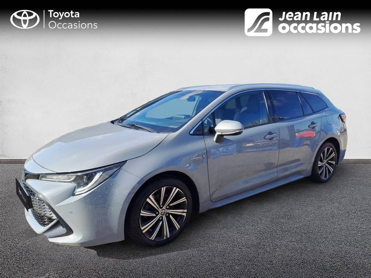 Vente en ligne TOYOTA COROLLA TOURING SPORTS HYBRIDE MY20 Corolla Touring Sports Hybride 184h Design de 2020 au prix de 17 990 €