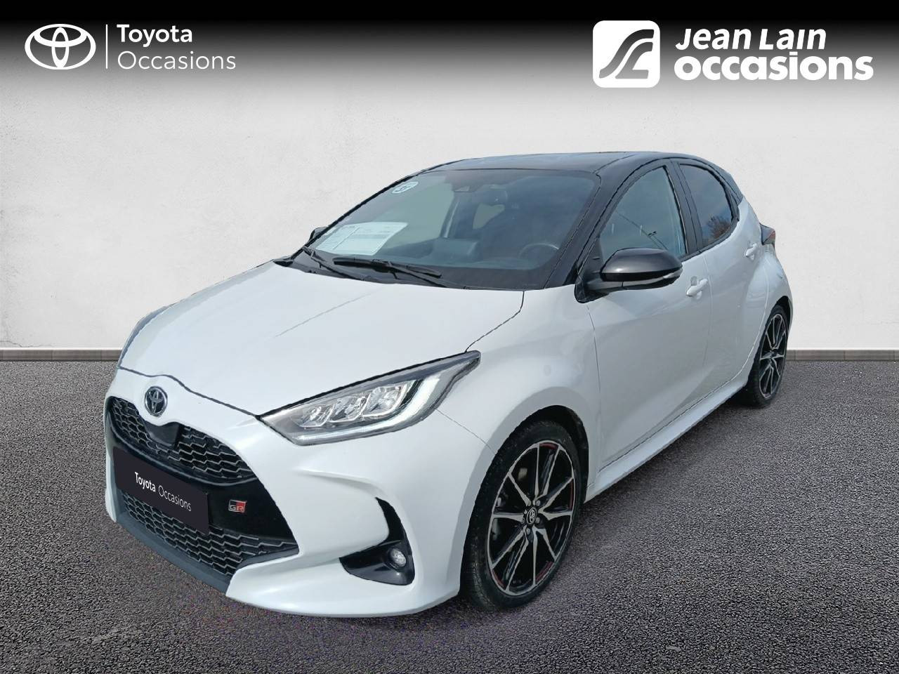 Vente en ligne TOYOTA YARIS HYBRIDE MY22 Yaris Hybride 116h GR Sport de 2023 au prix de 23 500 €