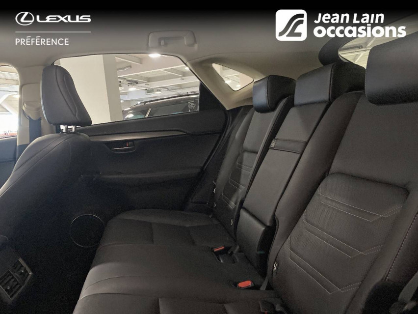 LEXUS NX NX 300h 4WD Luxe 02/06/2020
                                                     en vente à Chatuzange-le-Goubet - Image n°17