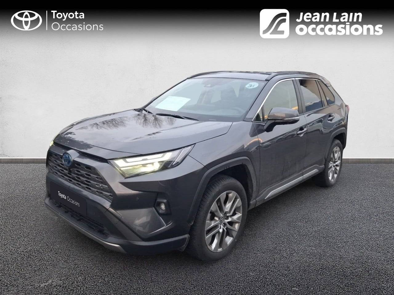 Vente en ligne TOYOTA RAV4 HYBRIDE MY23 RAV4 Hybride 218 ch 2WD Lounge de 2024 au prix de 43 090 €