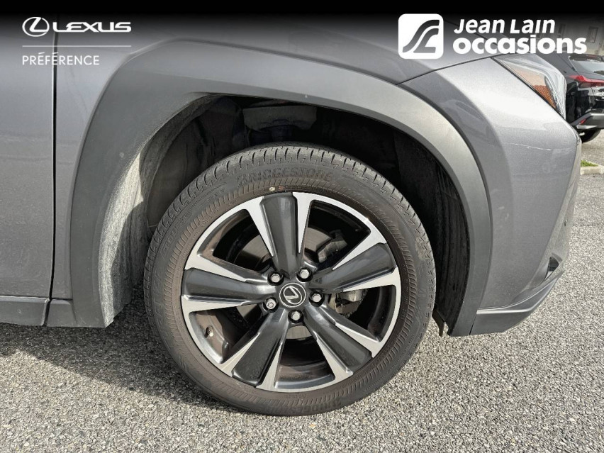 LEXUS UX MY21 UX 250h 2WD Premium Edition 30/12/2021
                                                     en vente à Seyssinet-Pariset - Image n°9