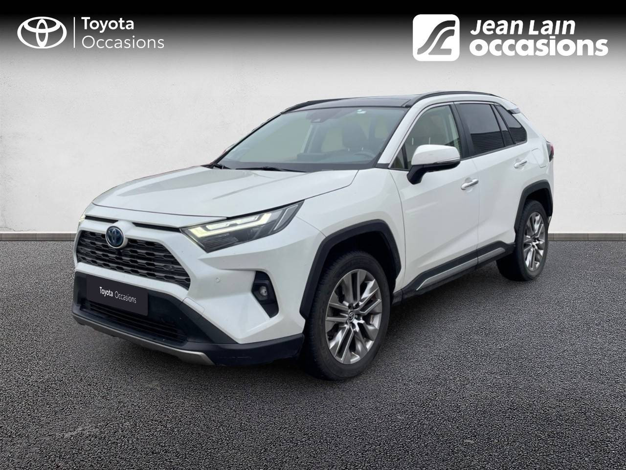 Vente en ligne TOYOTA RAV4 HYBRIDE MY23 RAV4 Hybride 218 ch 2WD Lounge de 2022 au prix de 34 900 €