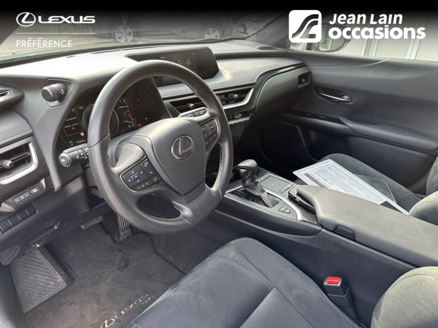LEXUS UX MY22 UX 250h 2WD Premium Edition 30/12/2021
                                                     en vente à Seyssinet-Pariset - Image n°11