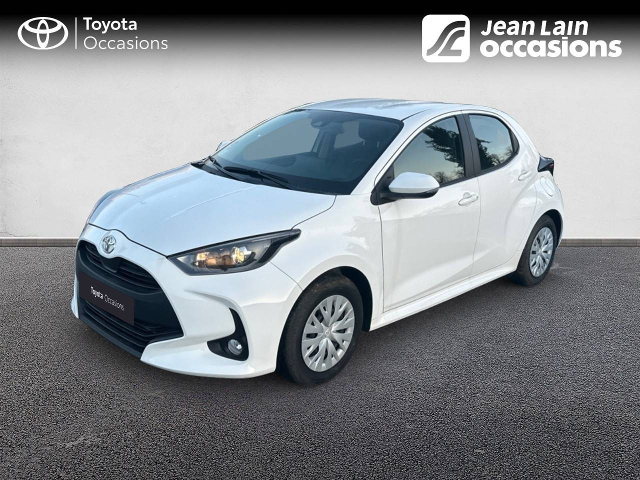 Vente en ligne TOYOTA YARIS Yaris 70 VVT-i Dynamic Business de 2023 au prix de 16 990 €
