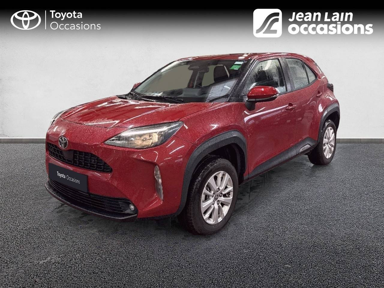 Vente en ligne TOYOTA YARIS CROSS HYBRIDE Yaris Cross Hybride 116h 2WD Dynamic Business de 2024 au prix de 24 390 €