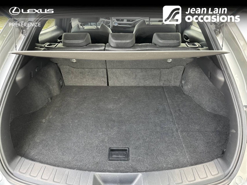 LEXUS UX MY21 UX 250h 2WD Premium Edition 30/12/2021
                                                     en vente à Seyssinet-Pariset - Image n°10
