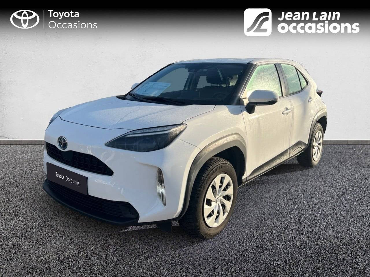 Vente en ligne TOYOTA YARIS CROSS HYBRIDE Yaris Cross Hybride 116h 2WD Dynamic de 2023 au prix de 21 590 €