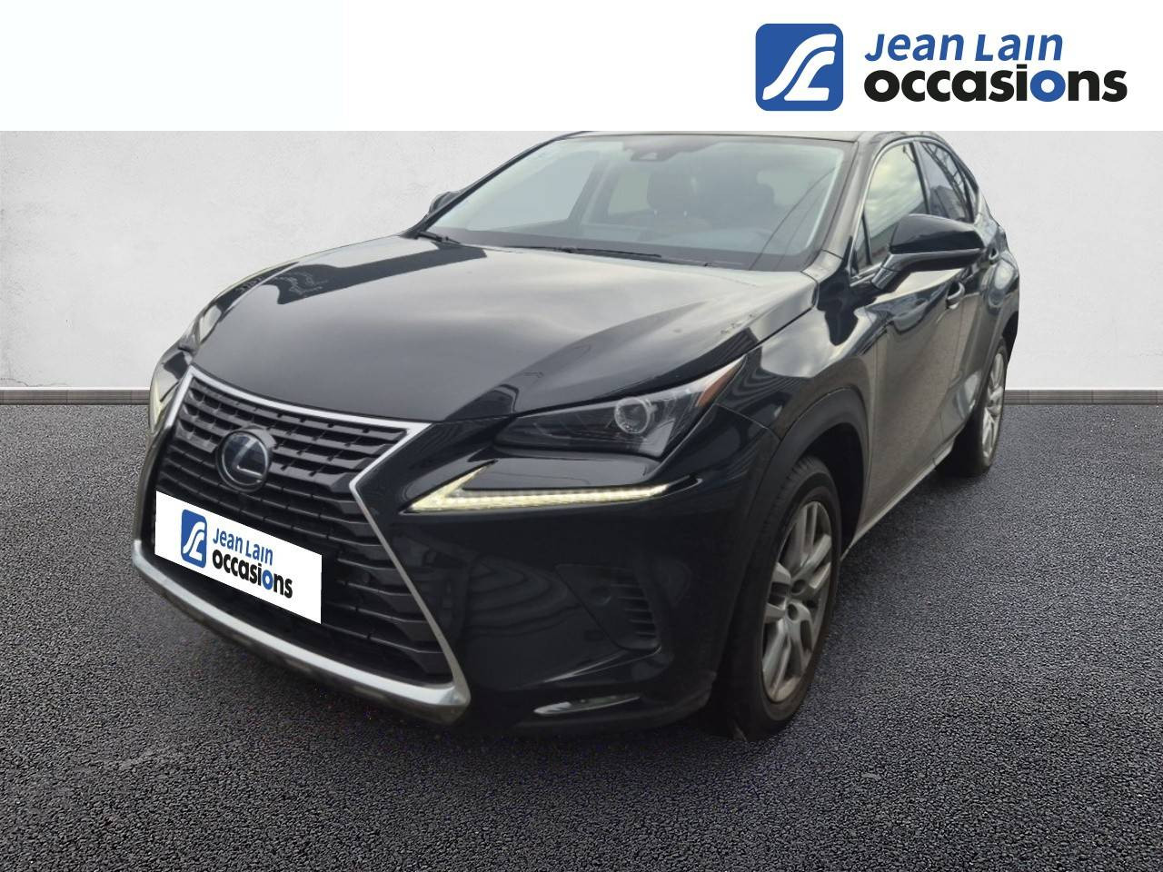 Vente en ligne LEXUS NX MY20 NX 300h 4WD Luxe de 2020 au prix de 33 490 €