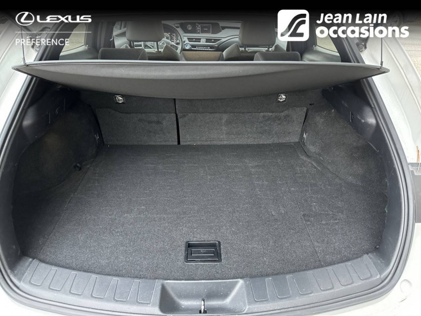 LEXUS UX MY21 UX 250h 2WD Premium Edition 10/05/2021
                                                     en vente à Seyssinet-Pariset - Image n°10
