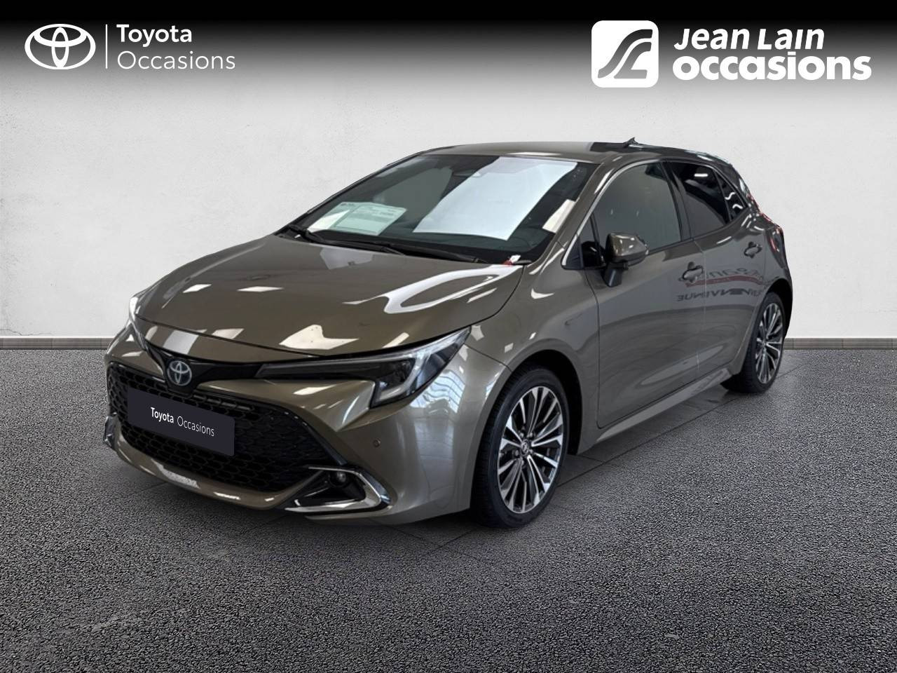 Vente en ligne TOYOTA COROLLA HYBRIDE Corolla Hybride 140ch Design de 2024 au prix de 27 190 €