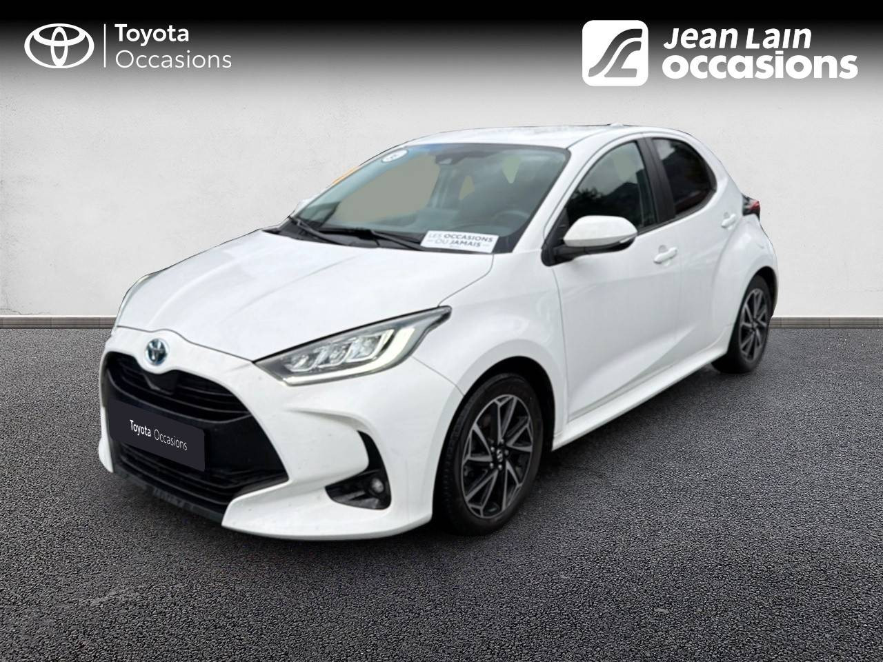 Vente en ligne TOYOTA YARIS HYBRIDE MY22 Yaris Hybride 116h Design de 2023 au prix de 19 990 €