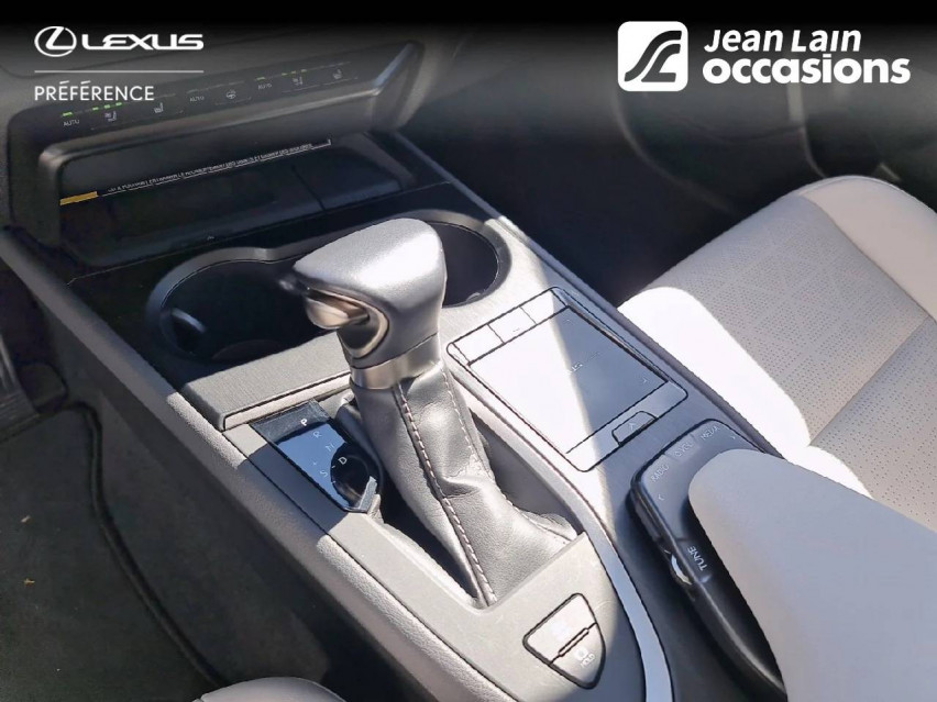LEXUS UX UX 250h 4WD Executive 10/02/2021
                                                     en vente à Seyssinet-Pariset - Image n°13