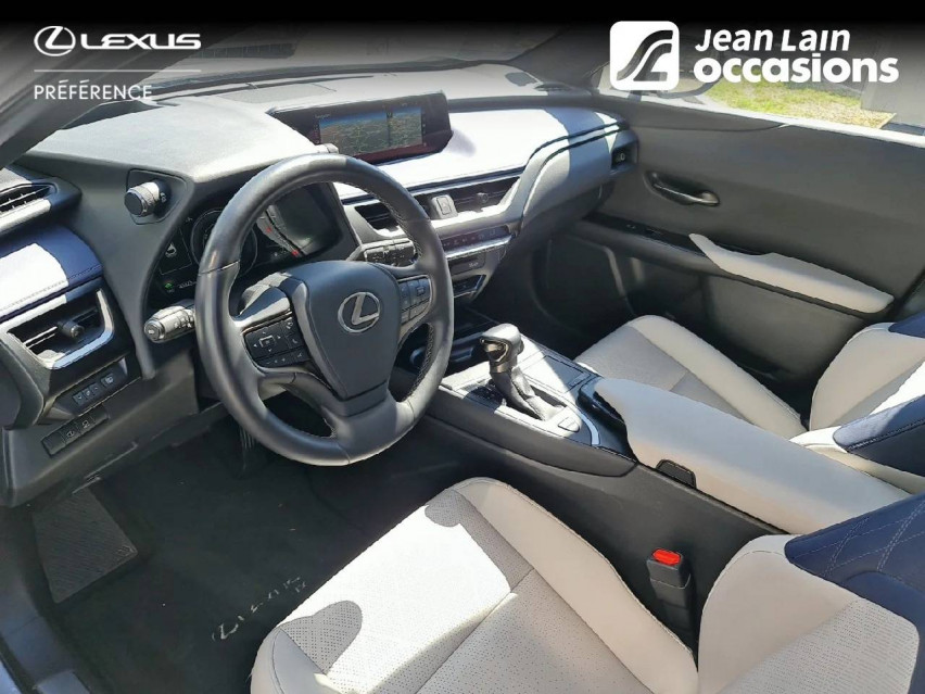 LEXUS UX UX 250h 4WD Executive 10/02/2021
                                                     en vente à Seyssinet-Pariset - Image n°11