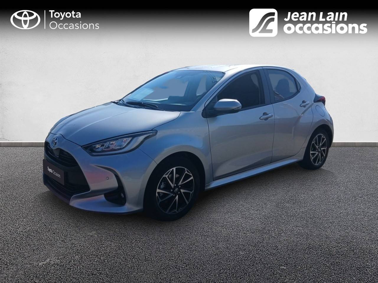 Vente en ligne TOYOTA YARIS HYBRIDE Yaris Hybride 116h Design de 2023 au prix de 21 990 €