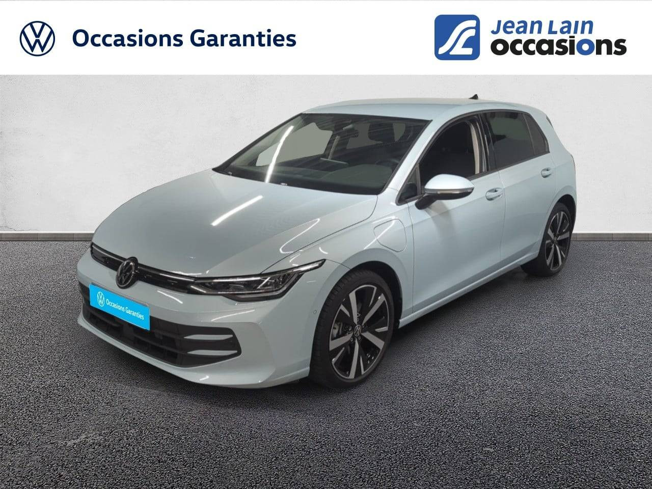 Vente en ligne VOLKSWAGEN GOLF Golf 1.5 eHybrid 204 DSG6 VW Edition de 2025 au prix de 37 190 €