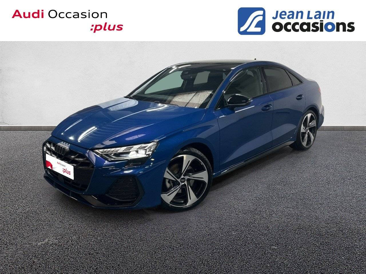Vente en ligne AUDI A3 BERLINE A3 Berline 35 TFSI Mild Hybrid 150 S tronic 7 S line de 2024 au prix de 38 490 €