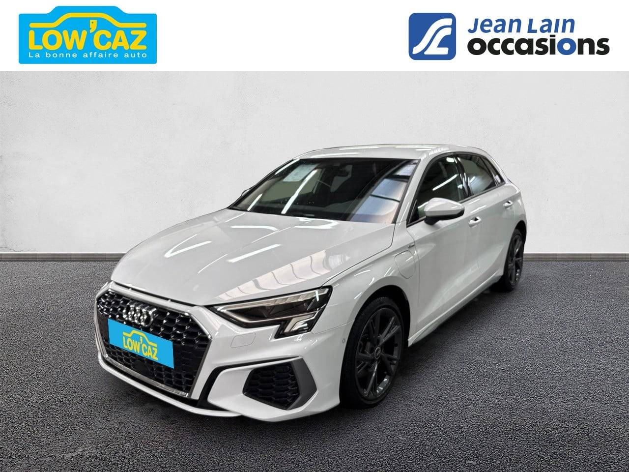 Vente en ligne AUDI A3 SPORTBACK A3 Sportback 40 TFSIe 204 S tronic 6 S Line de 2021 au prix de 25 490 €