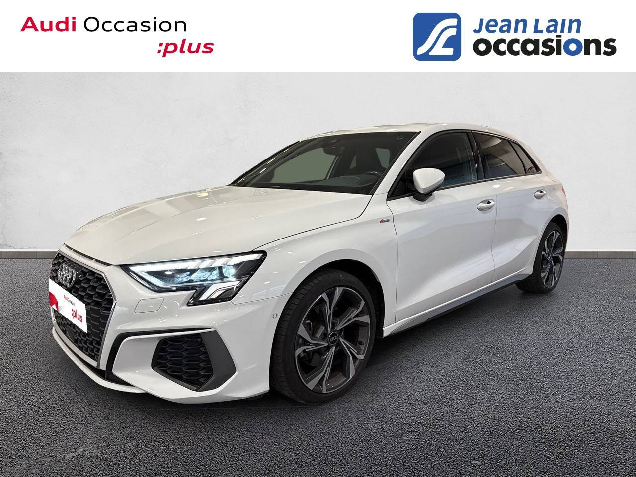Vente en ligne AUDI A3 SPORTBACK A3 Sportback 40 TFSI 190 S tronic 7 Quattro S Line de 2023 au prix de 33 990 €