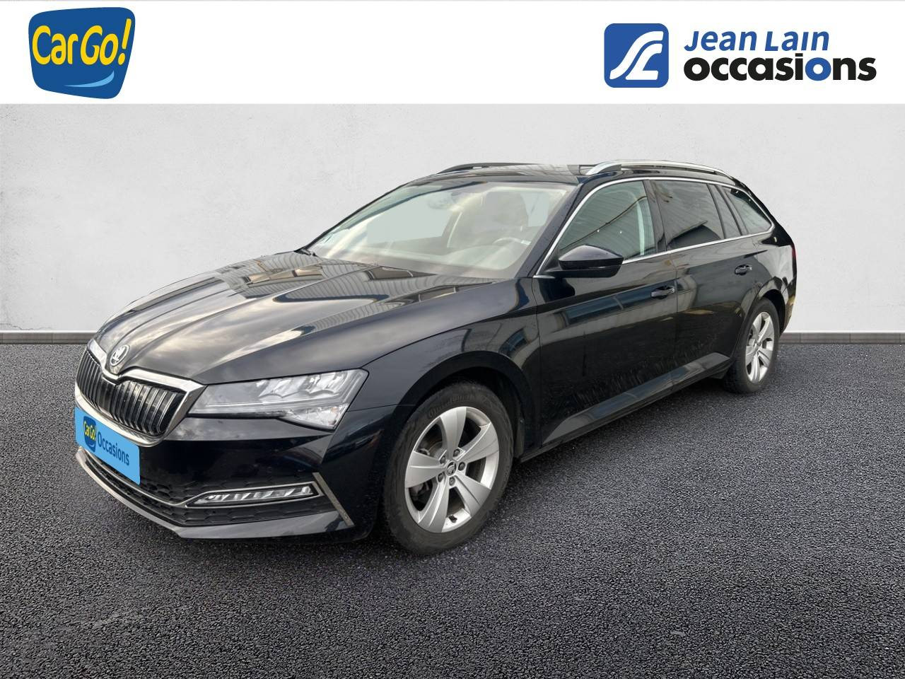 Vente en ligne SKODA SUPERB COMBI Superb Combi 1.4 TSI PHEV 218 ch DSG6 Business de 2020 au prix de 18 990 €