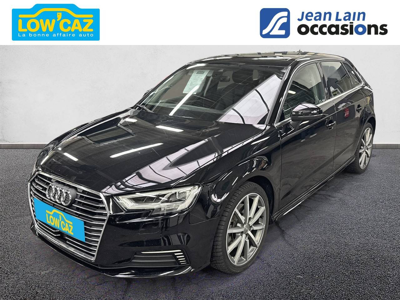 Vente en ligne AUDI A3 SPORTBACK A3 Sportback 40 e-tron 204 S tronic 6 Design Luxe de 2020 au prix de 19 690 €