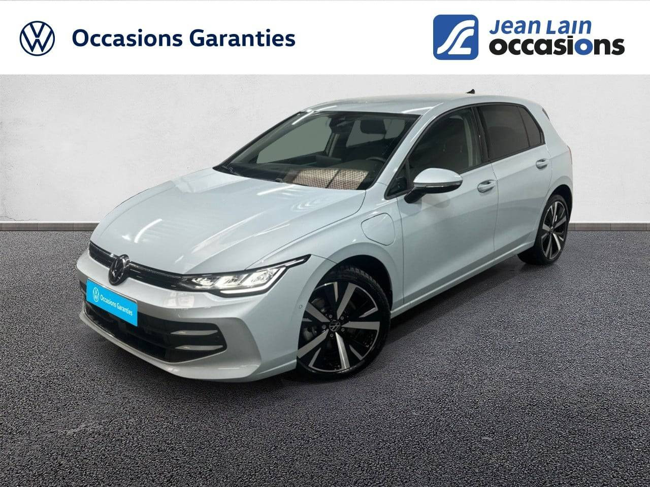 Vente en ligne VOLKSWAGEN GOLF Golf 1.5 eHybrid 204 DSG6 VW Edition de 2025 au prix de 37 190 €
