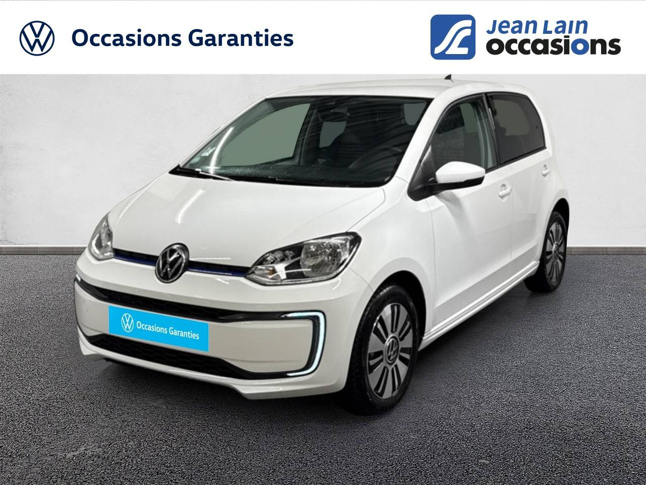 Vente en ligne VOLKSWAGEN E-UP! 2.0 e-up! 83 Electrique Life Plus de 2023 au prix de 14 790 €