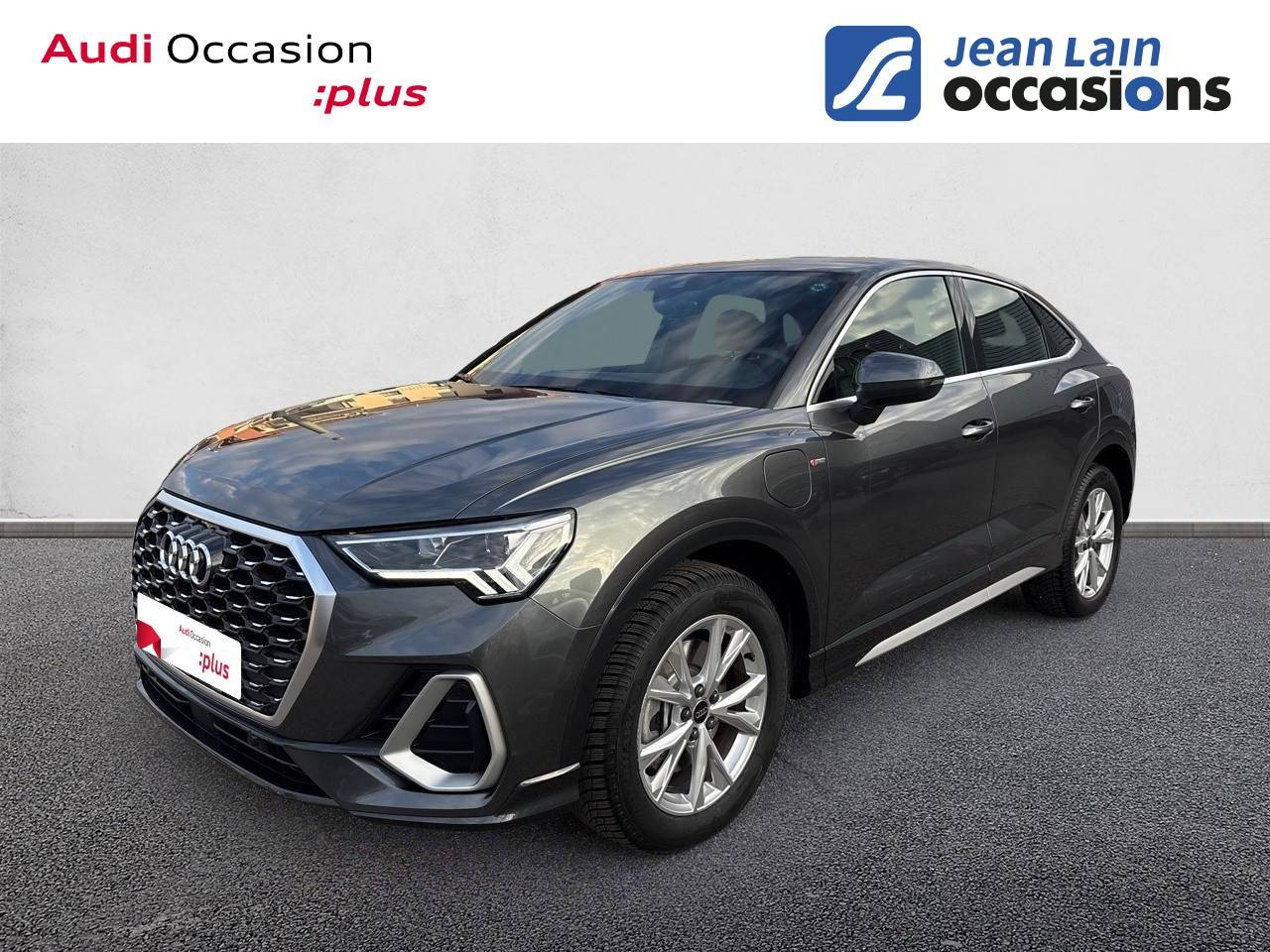 Vente en ligne AUDI Q3 SPORTBACK Q3 Sportback 45 TFSIe  245 ch S tronic 6 S line de 2022 au prix de 39 490 €