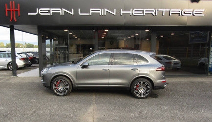 PORSCHE CAYENNE Cayenne 4.8 V8 520 ch Turbo Tiptronic A 20/04/2016 en vente à Gaillard