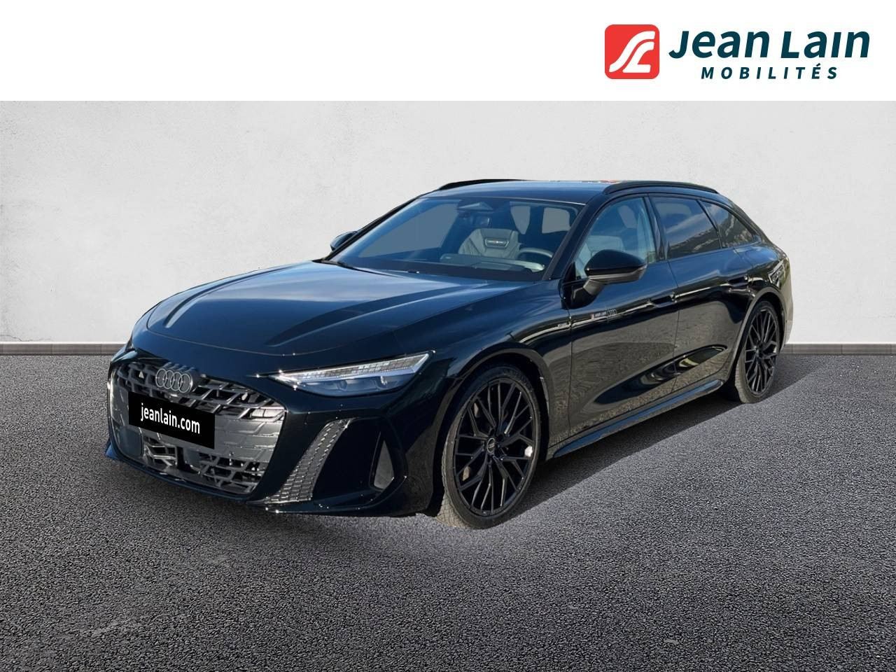Vente en ligne AUDI A6 AVANT A6 Avant e-hybrid 367 ch S tronic 7 Quattro S line de 2025 au prix de 99 500 €