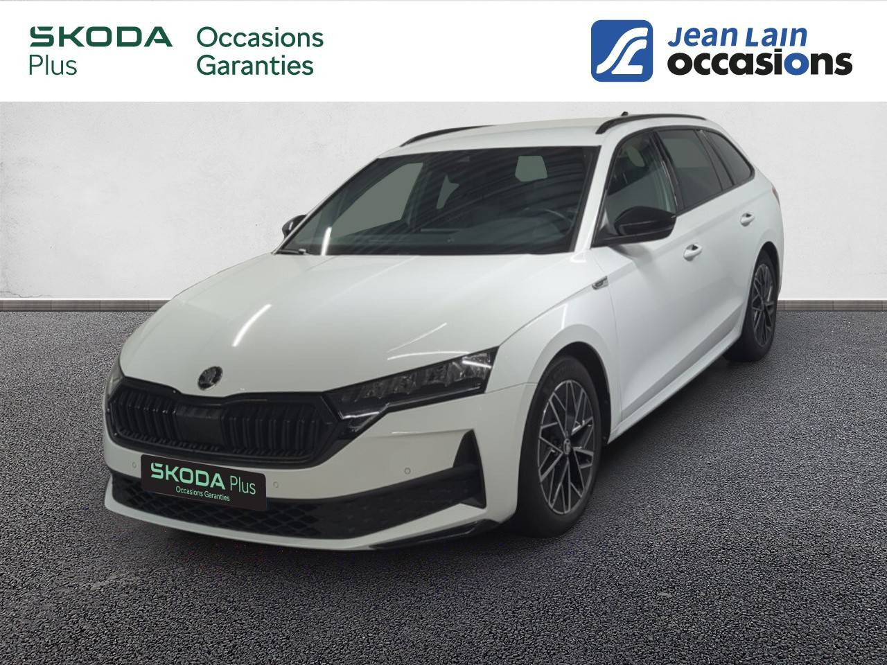 Vente en ligne SKODA OCTAVIA COMBI Octavia Combi 1.5 TSI Hybrid 150 ch ACT DSG7 Sportline de 2024 au prix de 31 090 €