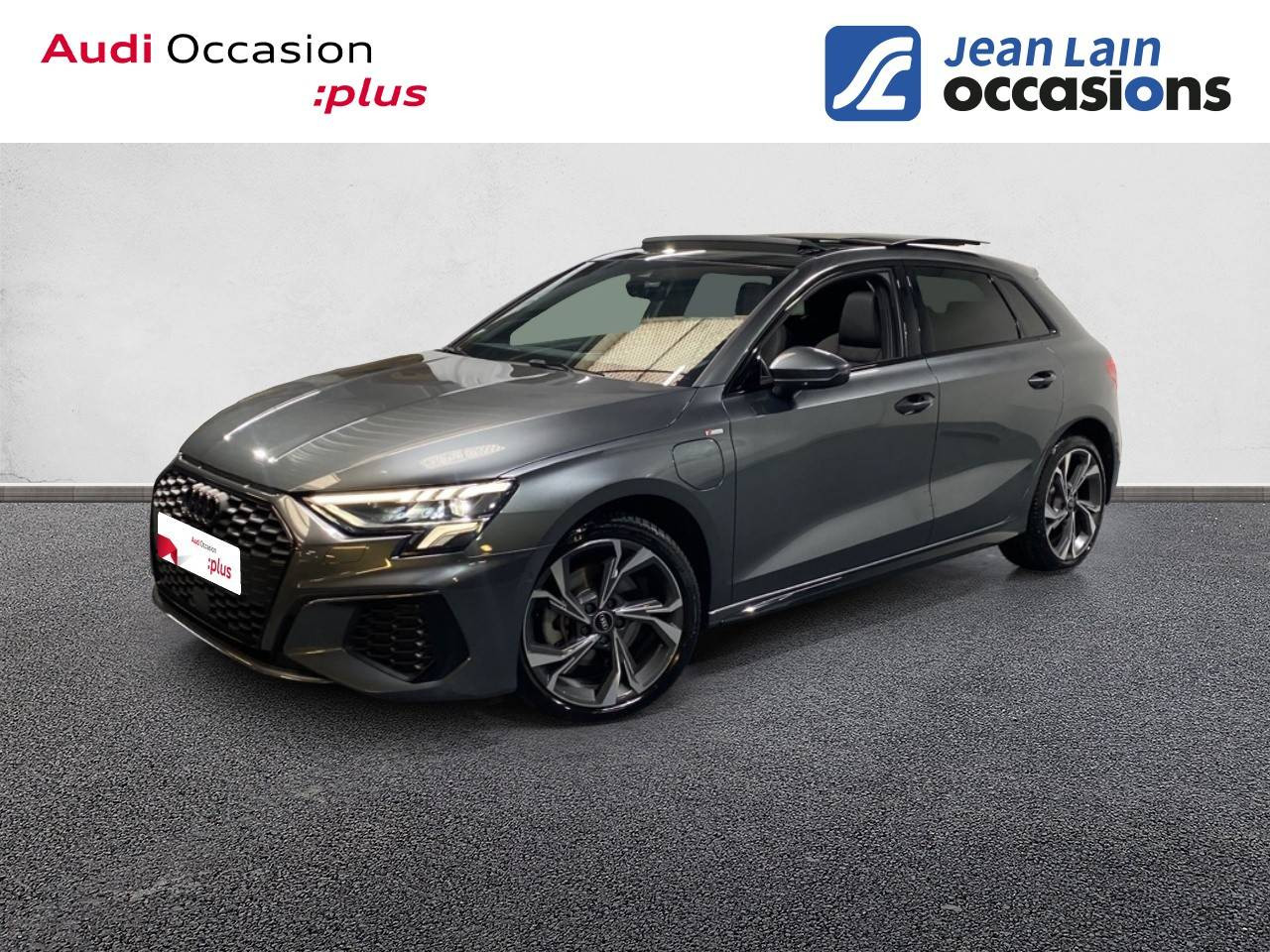 Vente en ligne AUDI A3 SPORTBACK A3 Sportback 40 TFSIe 204 S tronic 6 S Line de 2023 au prix de 33 490 €