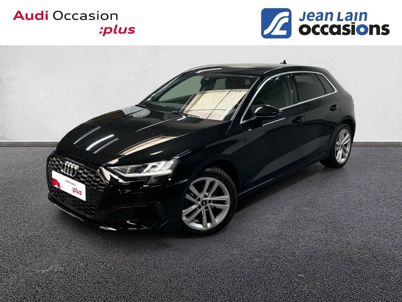 Vente en ligne AUDI A3 SPORTBACK A3 Sportback 35 TFSI Mild Hybrid 150 S tronic 7 Design de 2022 au prix de 26 790 €