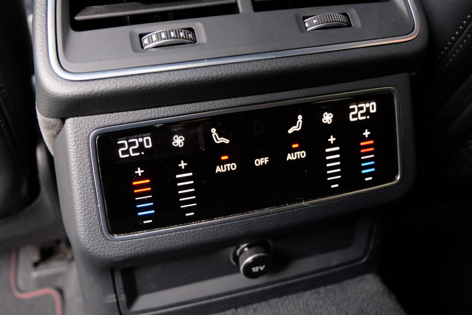 AUDI RS6 AVANT RS6 Avant V8 4.0 TFSI 600 Tiptronic 8 Quattro 03/07/2020
                                                     en vente à Grésy-sur-Aix - Image n°23